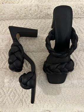 H&M Black Braided Strap Square-Toe Heeled Mules